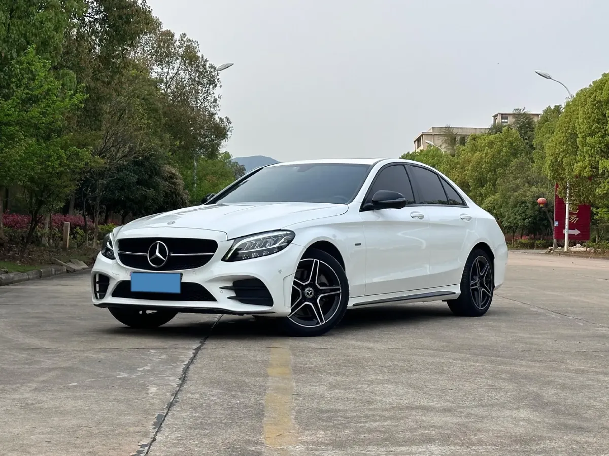 2021 Mercedes-Benz C Class 1.5T 184HP L4 9AT,autocango,china used car exporter,china ev exporter,chinese used car exporter,chinese used ev exporter