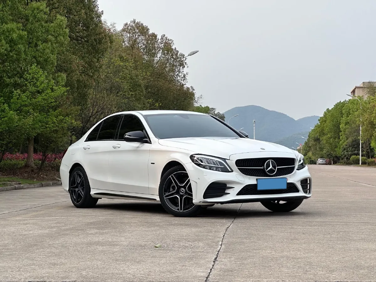 2021 Mercedes-Benz C Class 1.5T 184HP L4 9AT,autocango,china used car exporter,china ev exporter,chinese used car exporter,chinese used ev exporter