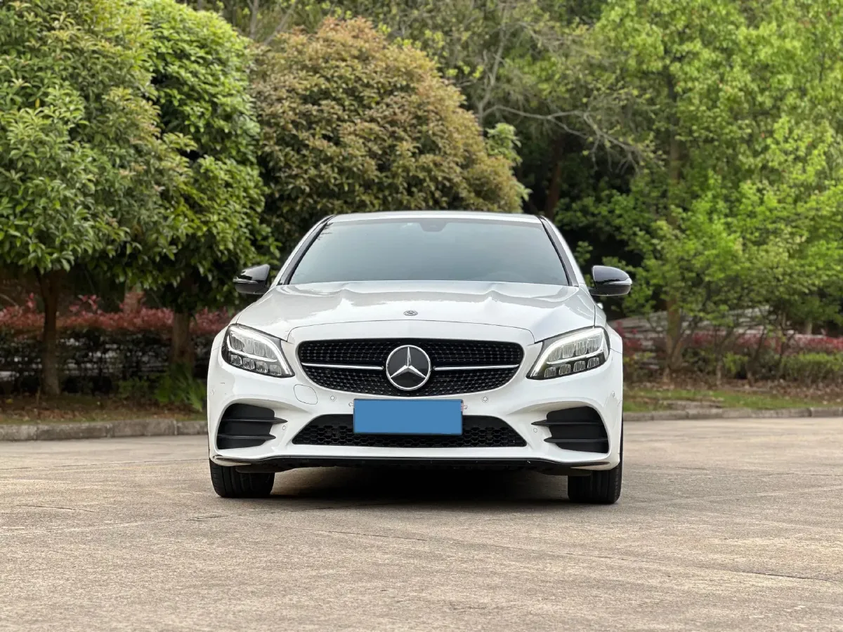 2021 Mercedes-Benz C Class 1.5T 184HP L4 9AT,autocango,china used car exporter,china ev exporter,chinese used car exporter,chinese used ev exporter