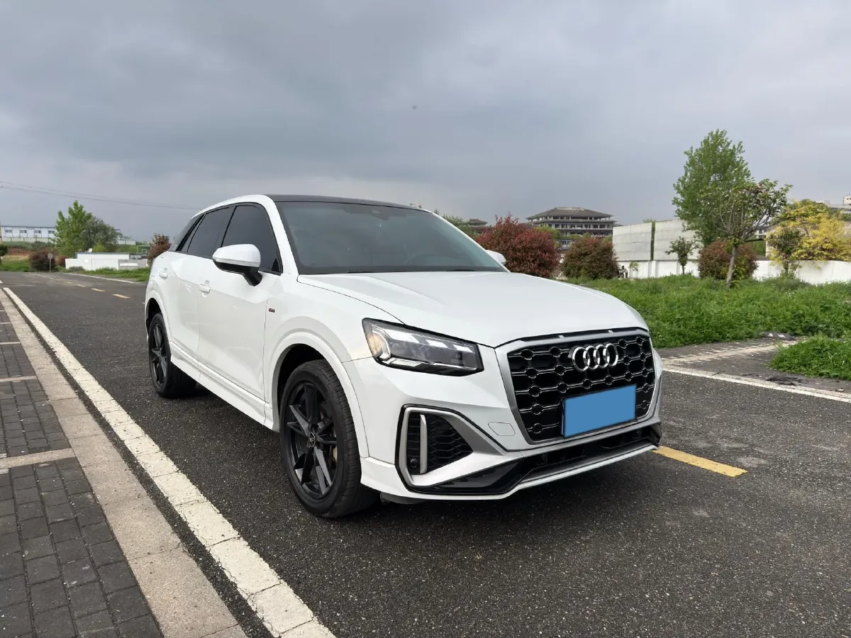 2022 Audi Q2L 1.4T 150HP L4 7DCT,autocango,china used car exporter,china ev exporter,chinese used car exporter,chinese used ev exporter