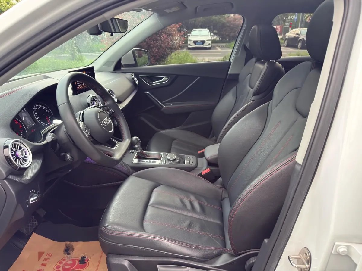 2022 Audi Q2L 1.4T 150HP L4 7DCT,autocango,china used car exporter,china ev exporter,chinese used car exporter,chinese used ev exporter