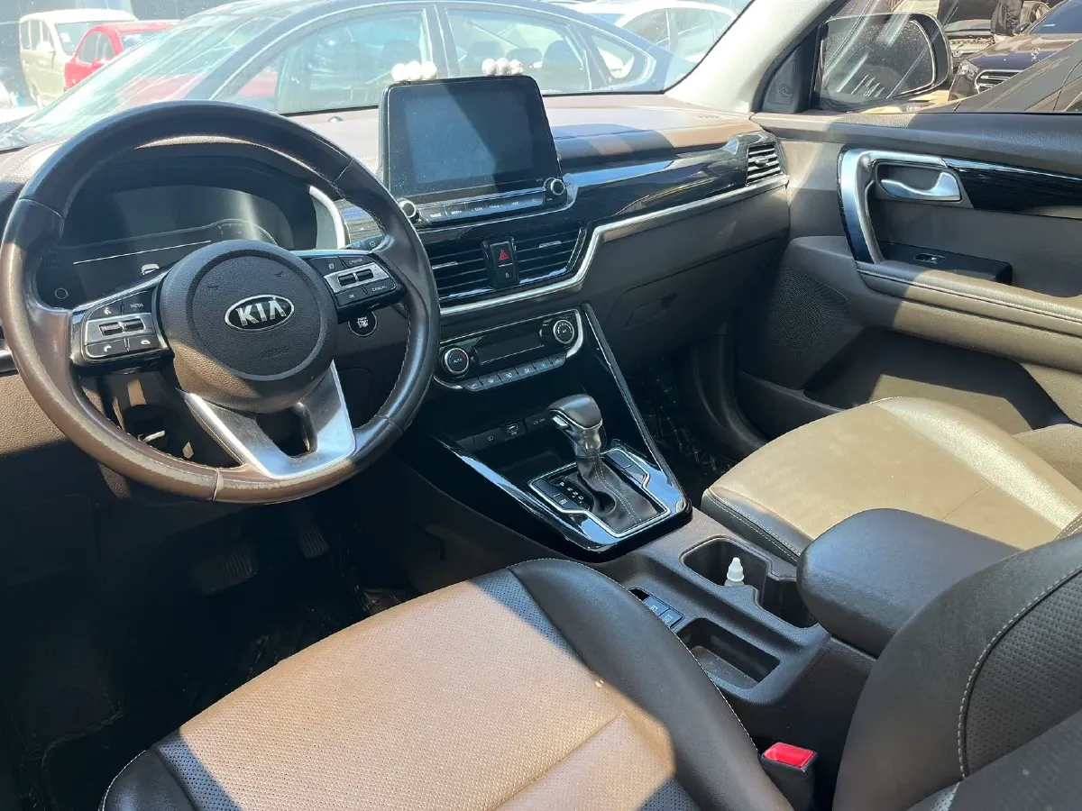 2018 Kia Sportage R 2.0L 160HP L4 6AT,autocango,china used car exporter,china ev exporter,chinese used car exporter,chinese used ev exporter