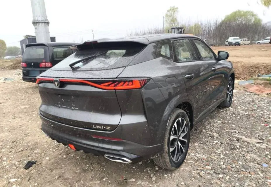 2024 ChangAn UNI-Z 1.5L 98HP L4 E-CVT PHEV 18.4KWH,autocango,china used car exporter,china ev exporter,chinese used car exporter,chinese used ev exporter