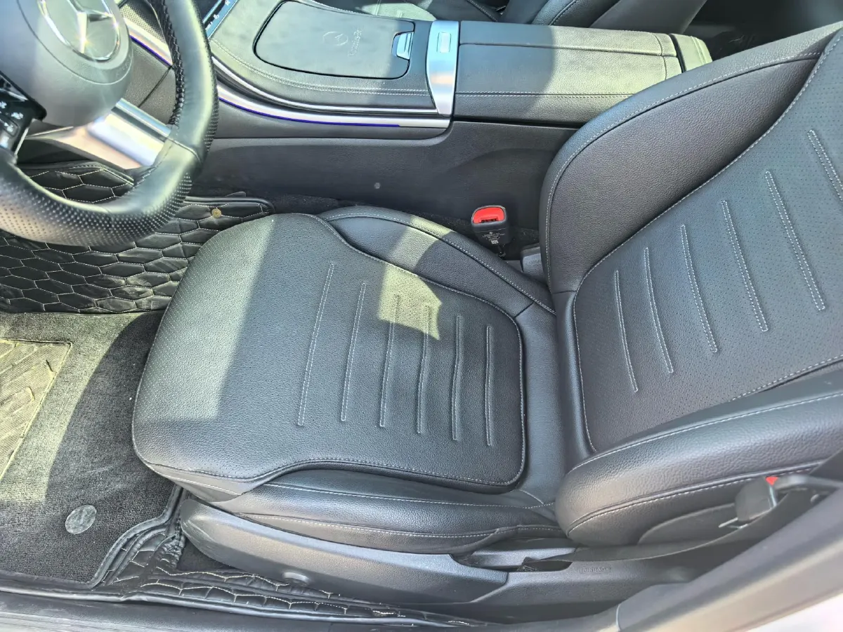 2024 Mercedes-Benz C Class 1.5T 204HP L4 9AT,autocango,china used car exporter,china ev exporter,chinese used car exporter,chinese used ev exporter