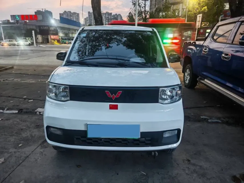 2022 LingBox uni BEV 11.52KWH,autocango,china used car exporter,china ev exporter,chinese used car exporter,chinese used ev exporter