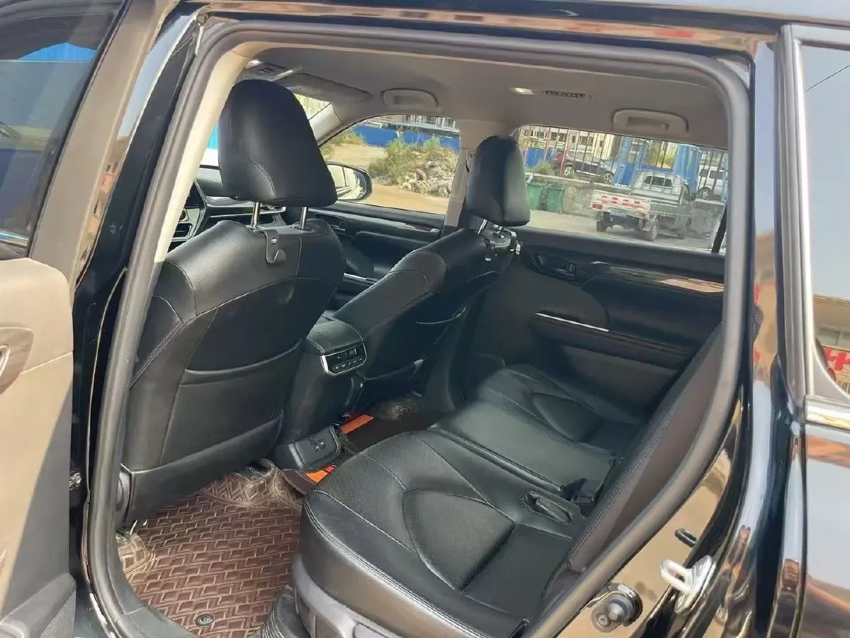 2023 Toyota Highlander 2.5L 189HP L4 E-CVT Hybrid,autocango,china used car exporter,china ev exporter,chinese used car exporter,chinese used ev exporter