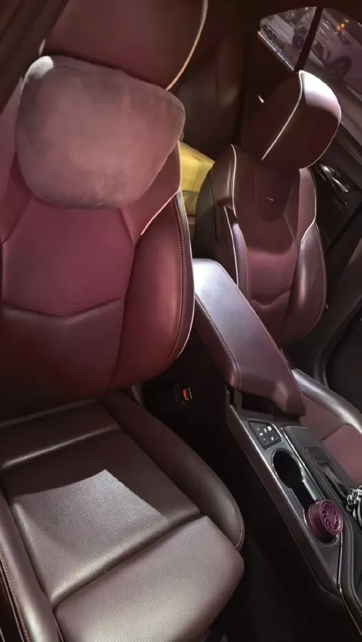 2022 Cadillac CT4 2.0T 237HP L4 8AT,autocango,china used car exporter,china ev exporter,chinese used car exporter,chinese used ev exporter