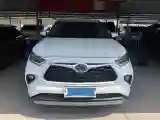 2023 Toyota Highlander 2.5L 189HP L4 E-CVT Hybrid