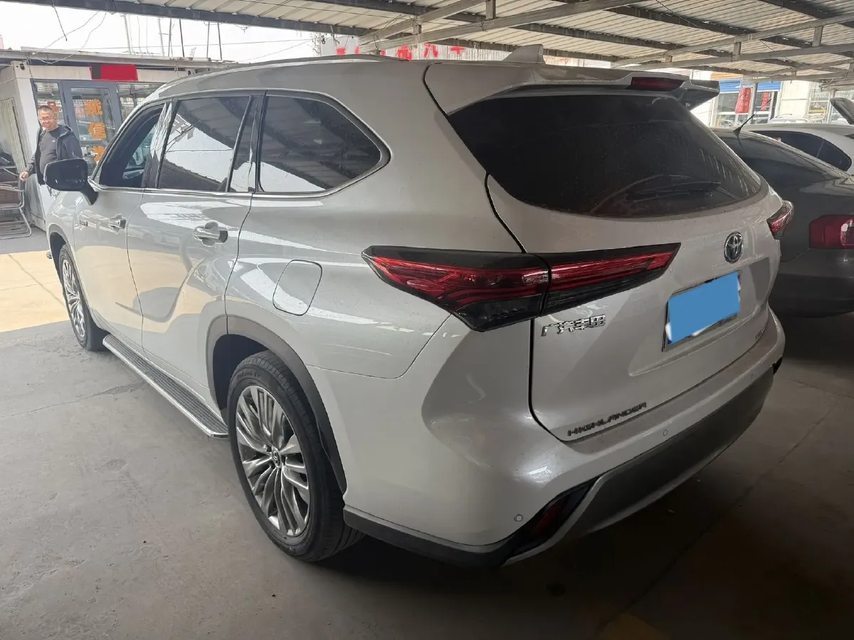 2023 Toyota Highlander 2.5L 189HP L4 E-CVT Hybrid,autocango,china used car exporter,china ev exporter,chinese used car exporter,chinese used ev exporter