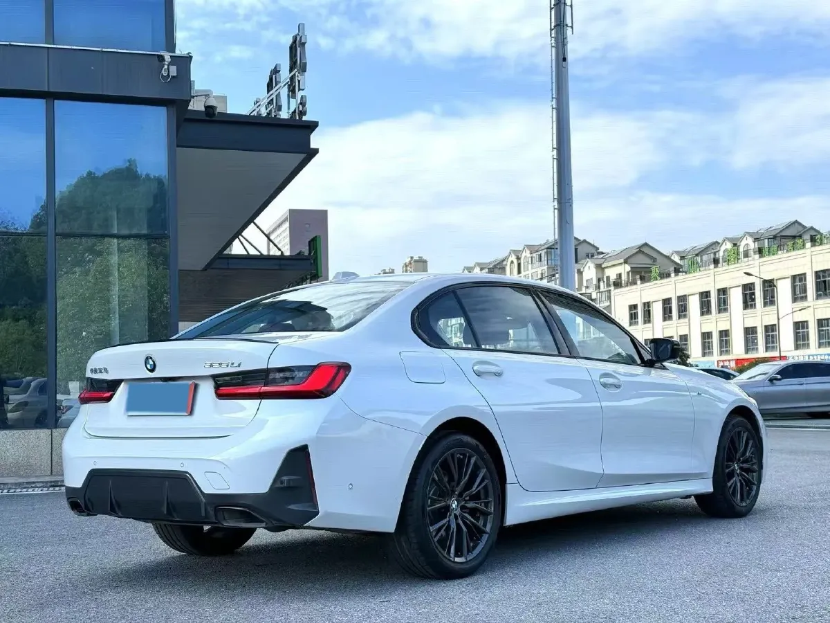 2024 BMW 3 Series 2.0T 184HP L4 8AT,autocango,china used car exporter,china ev exporter,chinese used car exporter,chinese used ev exporter