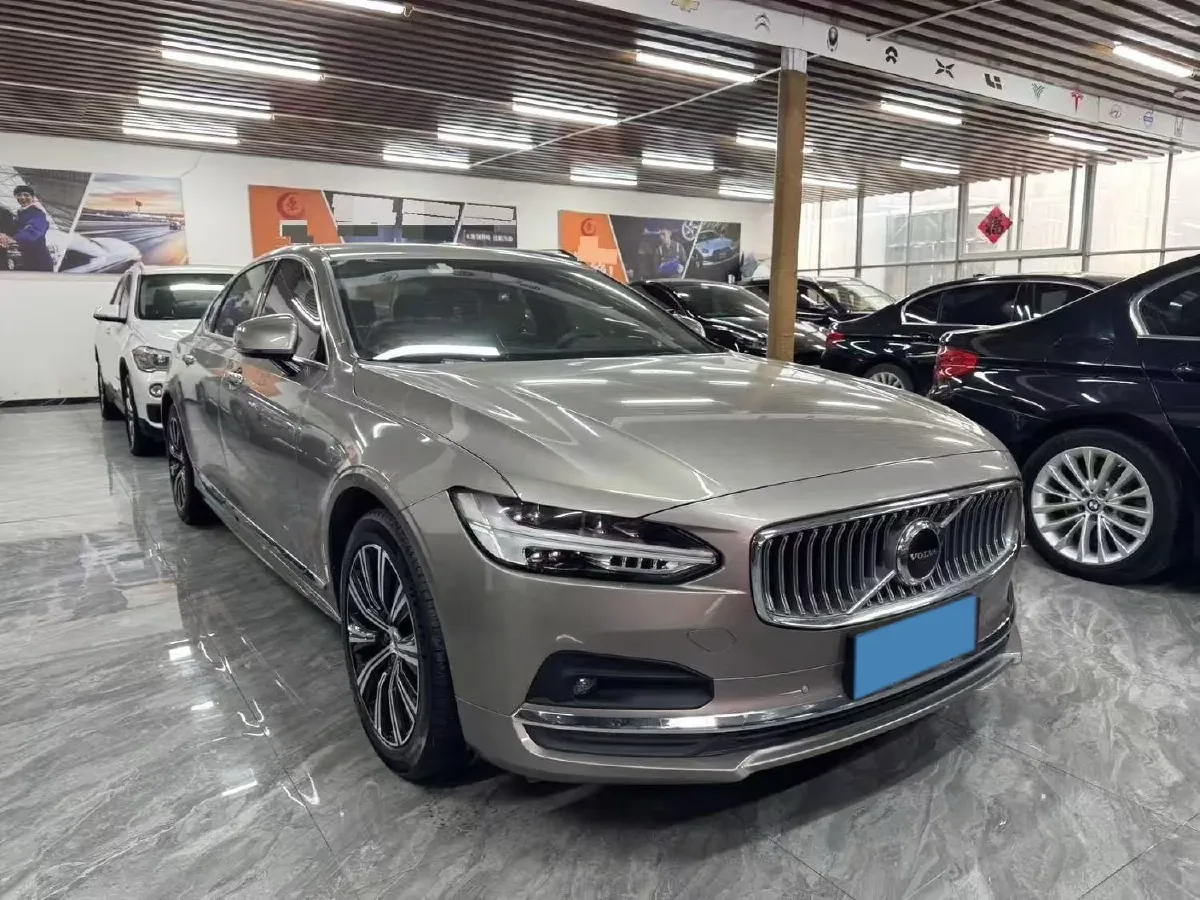 2021 Volvo S90 2.0T 250HP L4 8AT,autocango,china used car exporter,china ev exporter,chinese used car exporter,chinese used ev exporter