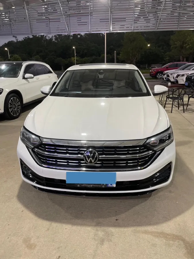 2023 Volkswagen Sagitar 1.2T 116HP L4 7DCT,autocango,china used car exporter,china ev exporter,chinese used car exporter,chinese used ev exporter