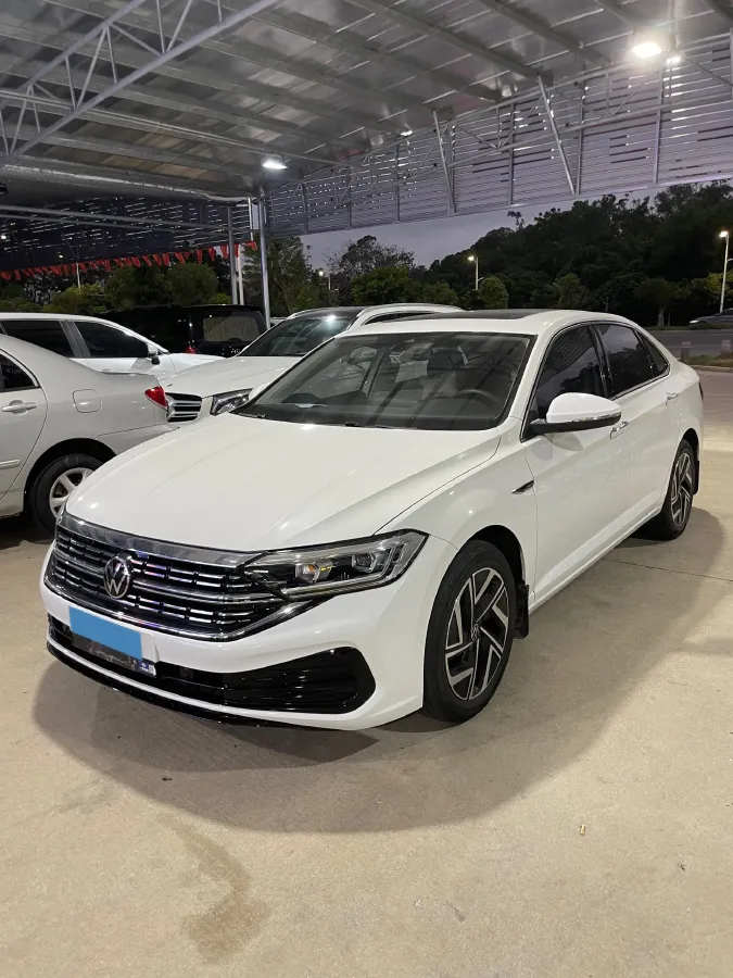 2023 Volkswagen Sagitar 1.2T 116HP L4 7DCT,autocango,china used car exporter,china ev exporter,chinese used car exporter,chinese used ev exporter