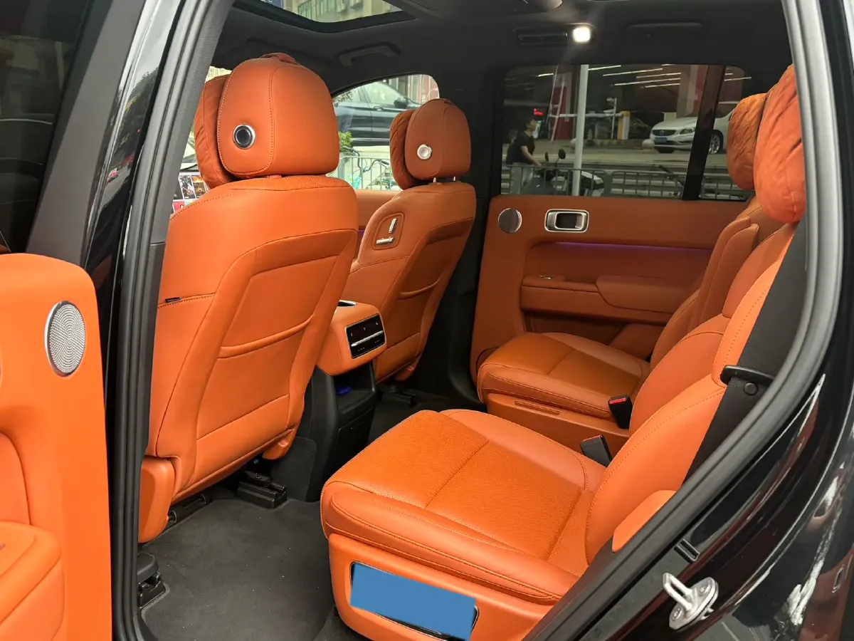 2023 Li L8 Range Extended 154HP REEV 40.9KWH,autocango,china used car exporter,china ev exporter,chinese used car exporter,chinese used ev exporter