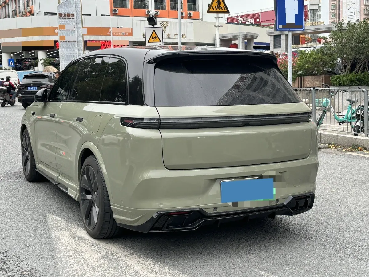 2023 Li L8 Range Extended 154HP REEV 40.9KWH,autocango,china used car exporter,china ev exporter,chinese used car exporter,chinese used ev exporter