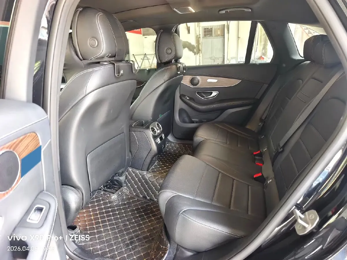 2021 Mercedes-Benz GLC Class 2.0T 197HP L4 9AT,autocango,china used car exporter,china ev exporter,chinese used car exporter,chinese used ev exporter