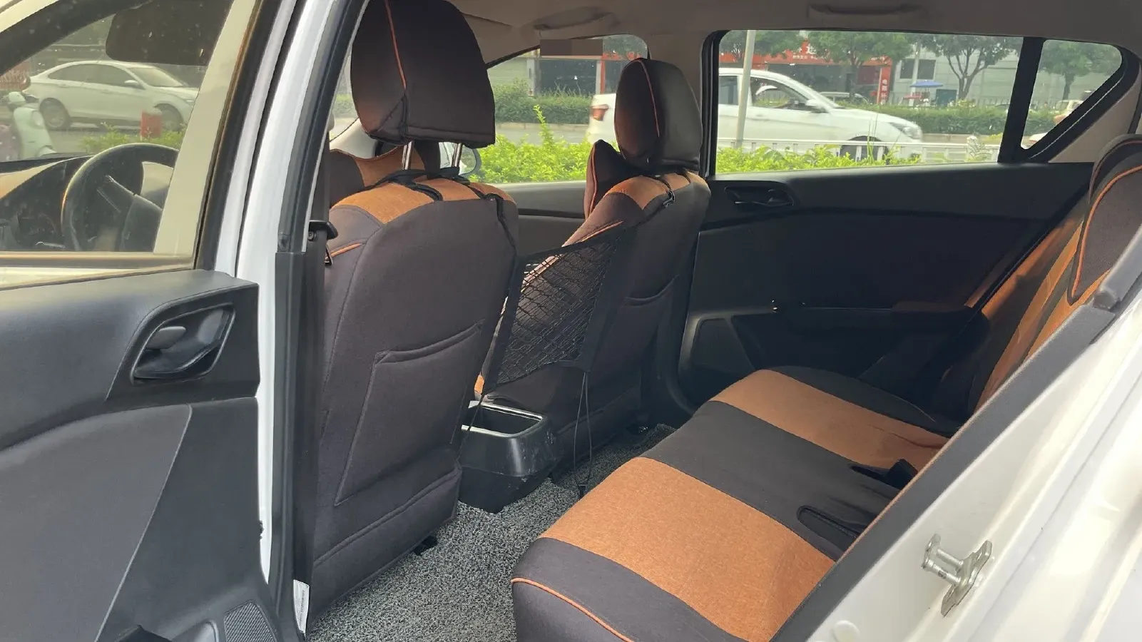 2016 BaoJun 310 1.2L 82HP L4 5MT,autocango,china used car exporter,china ev exporter,chinese used car exporter,chinese used ev exporter