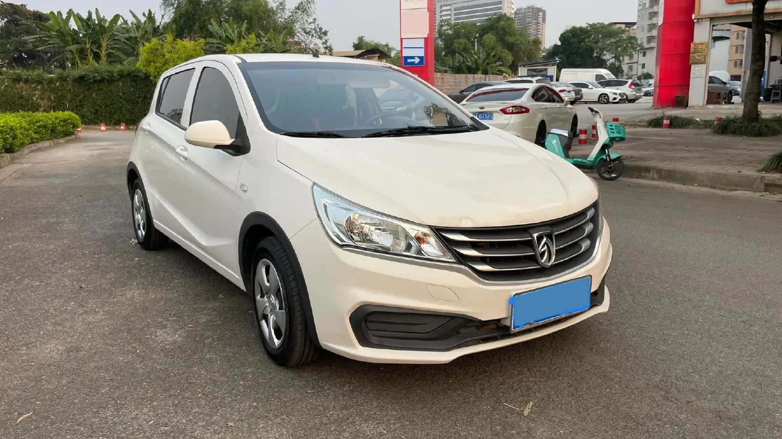 2016 BaoJun 310 1.2L 82HP L4 5MT,autocango,china used car exporter,china ev exporter,chinese used car exporter,chinese used ev exporter