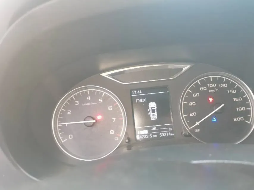 2019 Dongfeng RuiQi 6 2.4L 158HP L4 5MT,autocango,china used car exporter,china ev exporter,chinese used car exporter,chinese used ev exporter