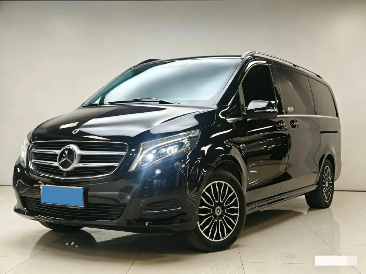 2018 Mercedes-Benz V Class 2.0T 211HP L4 7AT,autocango,china used car exporter,china ev exporter,chinese used car exporter,chinese used ev exporter