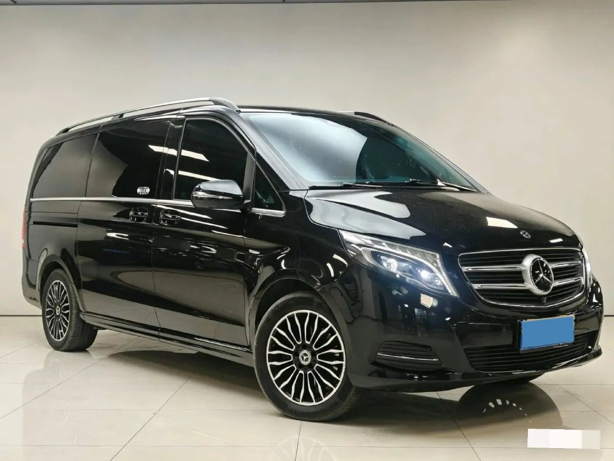 2018 Mercedes-Benz V Class 2.0T 211HP L4 7AT,autocango,china used car exporter,china ev exporter,chinese used car exporter,chinese used ev exporter