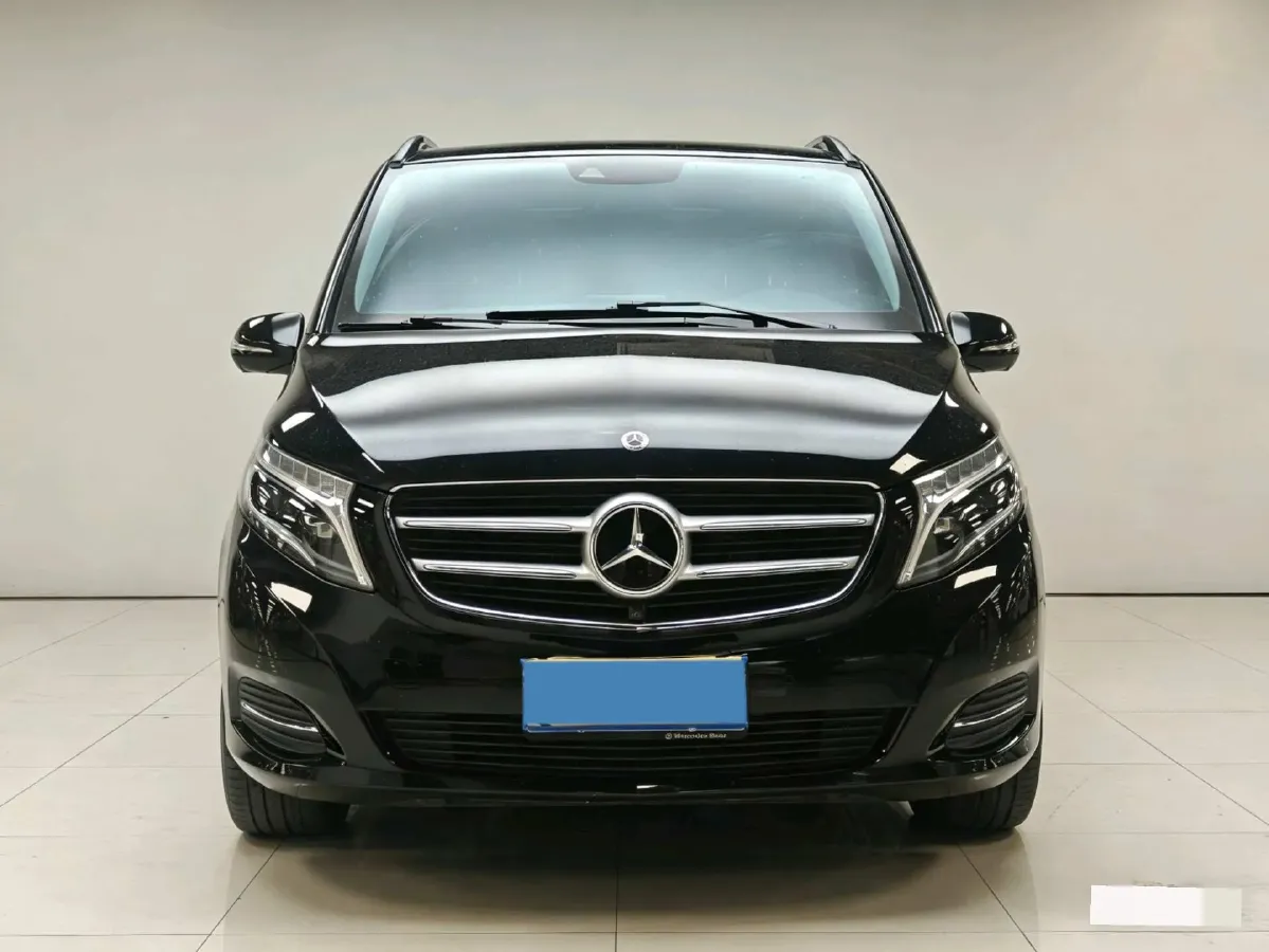 2018 Mercedes-Benz V Class 2.0T 211HP L4 7AT,autocango,china used car exporter,china ev exporter,chinese used car exporter,chinese used ev exporter