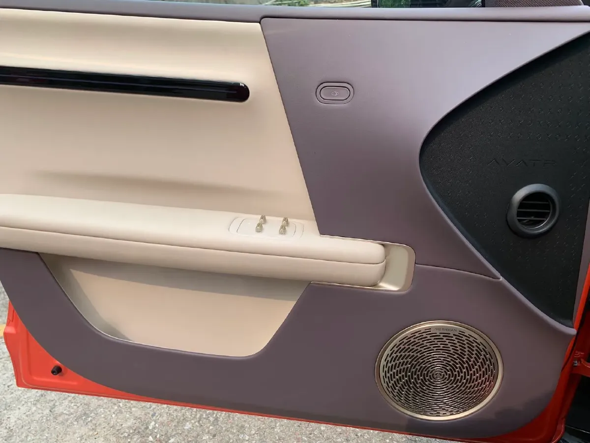 2025 Avatr 06 REEV 156HP REEV,autocango,china used car exporter,china ev exporter,chinese used car exporter,chinese used ev exporter