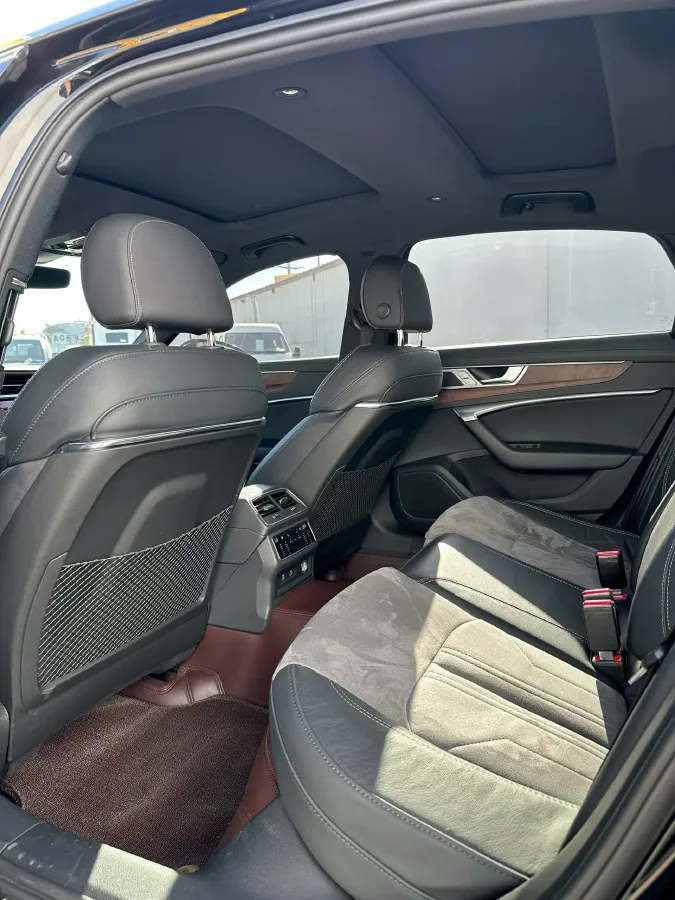 2023 Audi A6L 2.0T 245HP L4 7DCT,autocango,china used car exporter,china ev exporter,chinese used car exporter,chinese used ev exporter