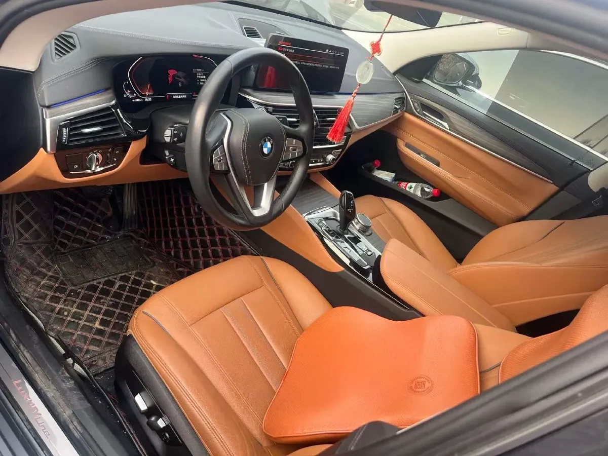 2021 BMW 6 Series GT 2.0T 258HP L4 8AT,autocango,china used car exporter,china ev exporter,chinese used car exporter,chinese used ev exporter