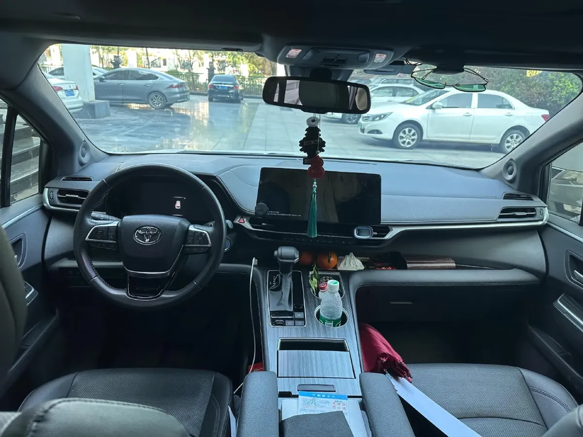 2021 Toyota Sienna 2.5L 192HP L4 E-CVT Hybrid,autocango,china used car exporter,china ev exporter,chinese used car exporter,chinese used ev exporter