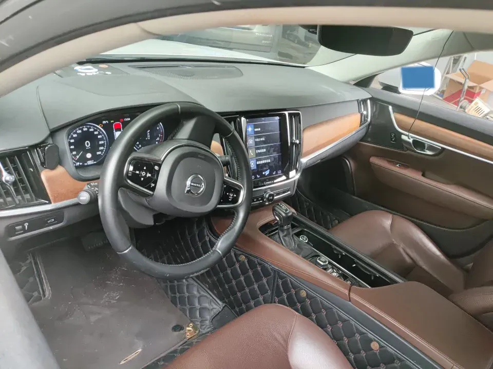 2019 Mercedes-Benz E Class 1.5T 184HP L4 9AT,autocango,china used car exporter,china ev exporter,chinese used car exporter,chinese used ev exporter