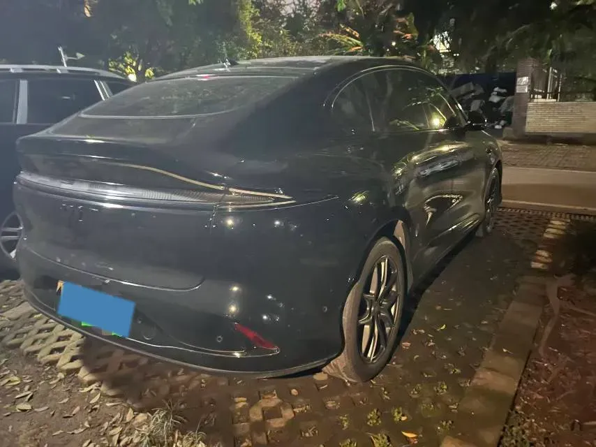 2025 IM LS6 BEV 75KWH,autocango,china used car exporter,china ev exporter,chinese used car exporter,chinese used ev exporter