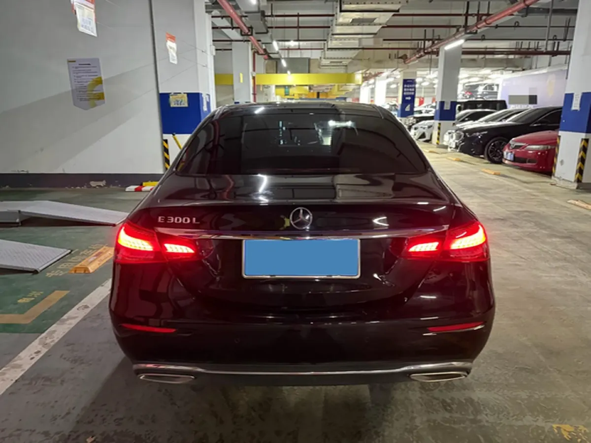 2021 Mercedes-Benz E Class 2.0T 258HP L4 9AT,autocango,china used car exporter,china ev exporter,chinese used car exporter,chinese used ev exporter