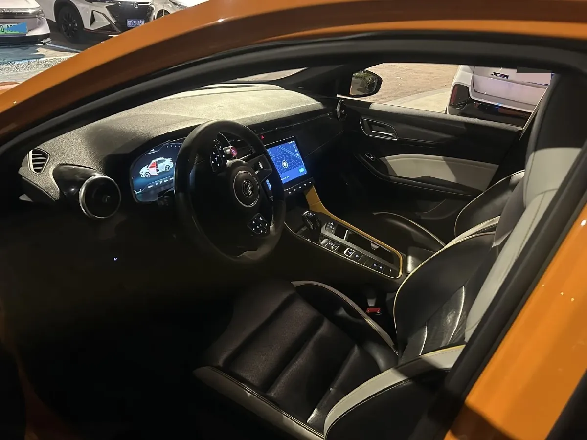 2020 MG MG6 1.5T 181HP L4 7DCT,autocango,china used car exporter,china ev exporter,chinese used car exporter,chinese used ev exporter