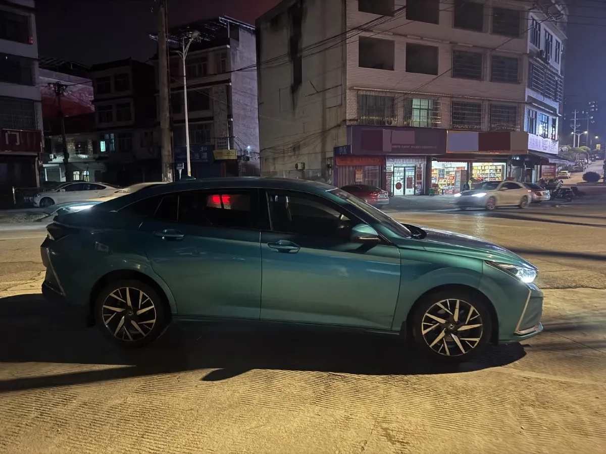 2020 DongFeng Aeolus YiXuan 1.5T 150HP L4 6DCT,autocango,china used car exporter,china ev exporter,chinese used car exporter,chinese used ev exporter