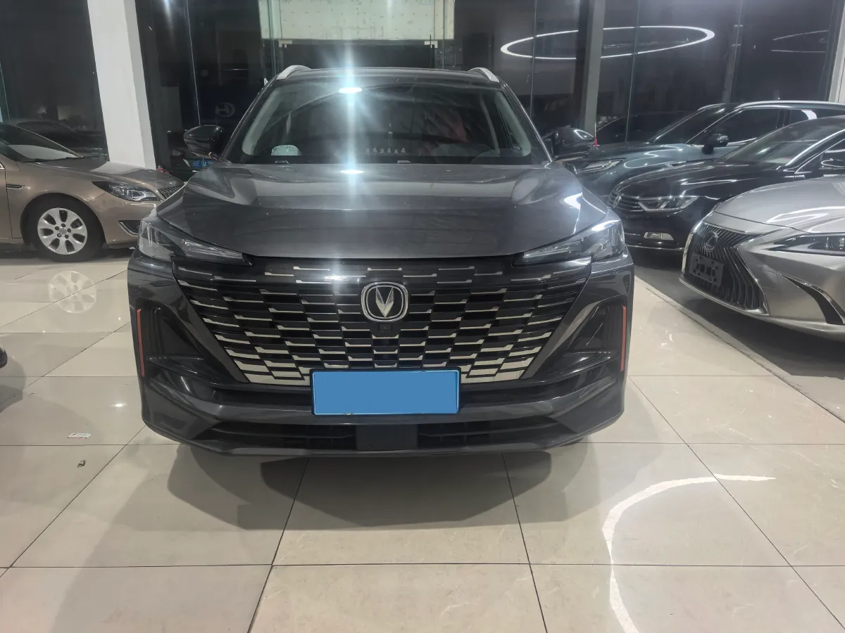 2022 ChangAn CS55 Plus 1.5T 188HP L4 7DCT,autocango,china used car exporter,china ev exporter,chinese used car exporter,chinese used ev exporter