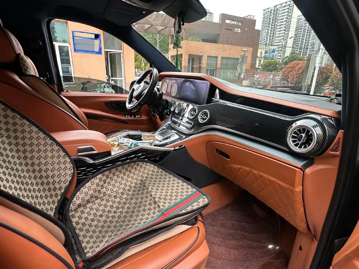 2021 Mercedes-Benz Vito 2.0T 211HP L4 9AT,autocango,china used car exporter,china ev exporter,chinese used car exporter,chinese used ev exporter