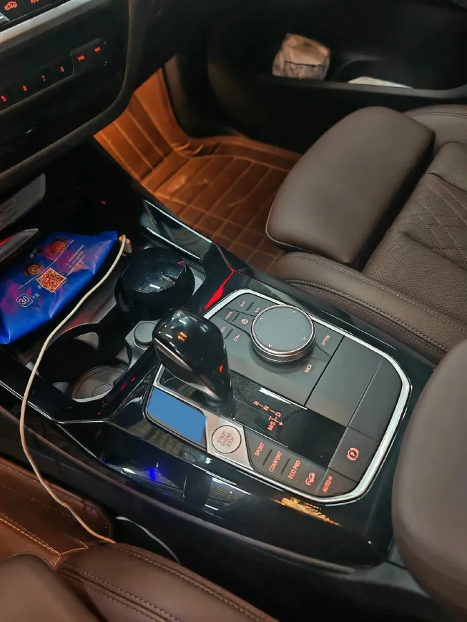 2023 BMW X3 2.0T 245HP L4 8AT,autocango,china used car exporter,china ev exporter,chinese used car exporter,chinese used ev exporter