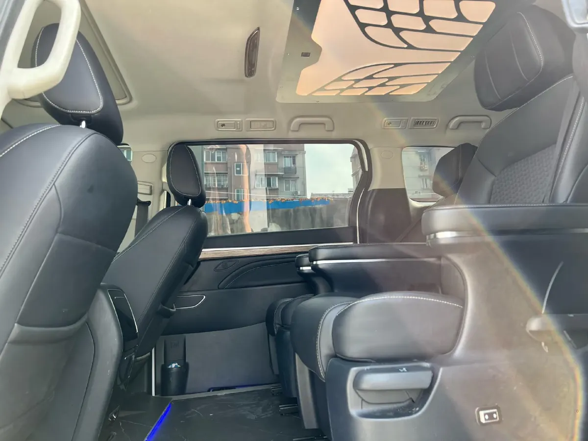 2021 GAC Trumpchi M8 2.0T 252HP L4 8AT,autocango,china used car exporter,china ev exporter,chinese used car exporter,chinese used ev exporter