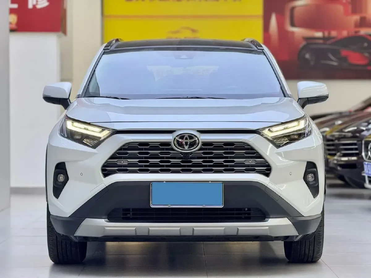 2024 Toyota RAV4 2.0L 171HP L4 CVT,autocango,china used car exporter,china ev exporter,chinese used car exporter,chinese used ev exporter