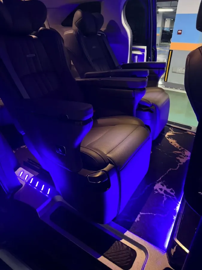 2024 Toyota Granvia 2.5L 189HP L4 E-CVT Hybrid,autocango,china used car exporter,china ev exporter,chinese used car exporter,chinese used ev exporter