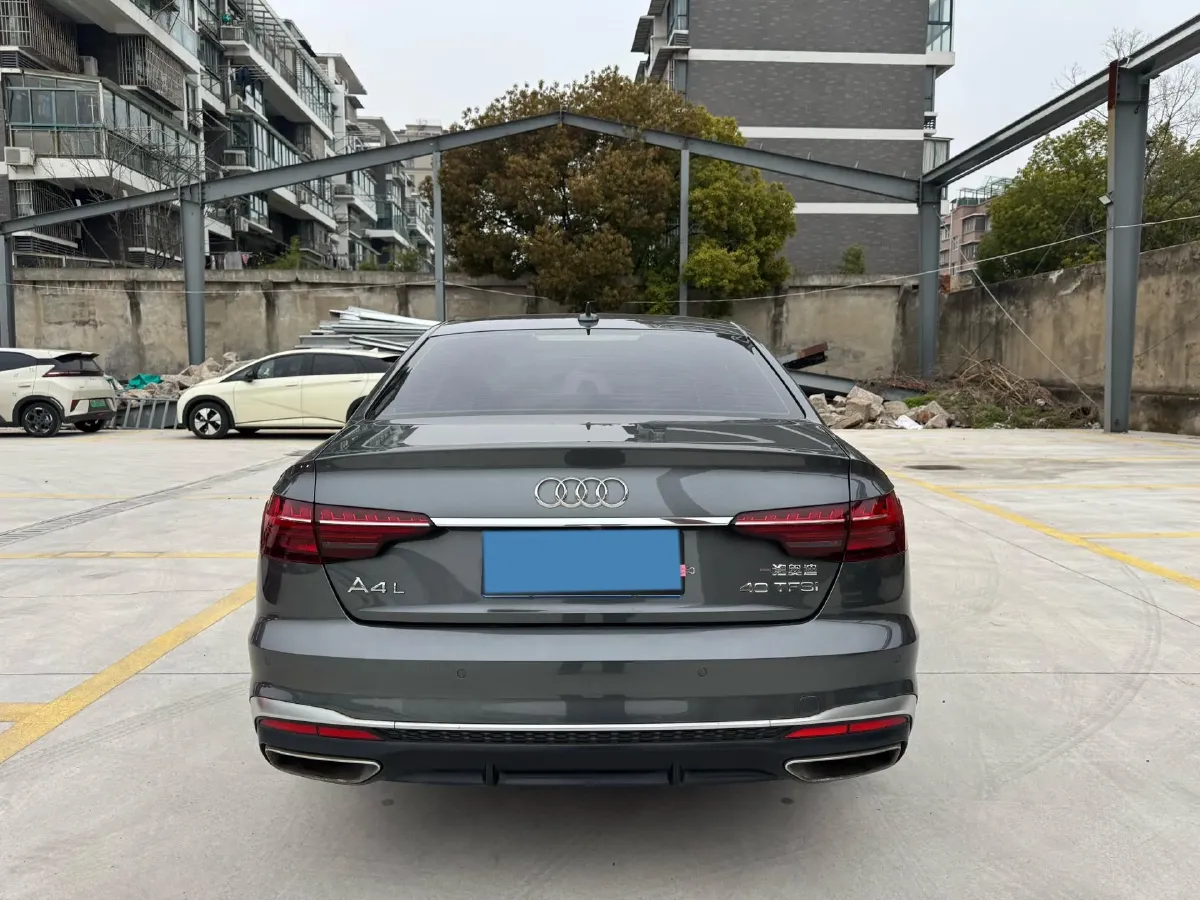 2020 Audi A4L 2.0T 190HP L4 7DCT,autocango,china used car exporter,china ev exporter,chinese used car exporter,chinese used ev exporter