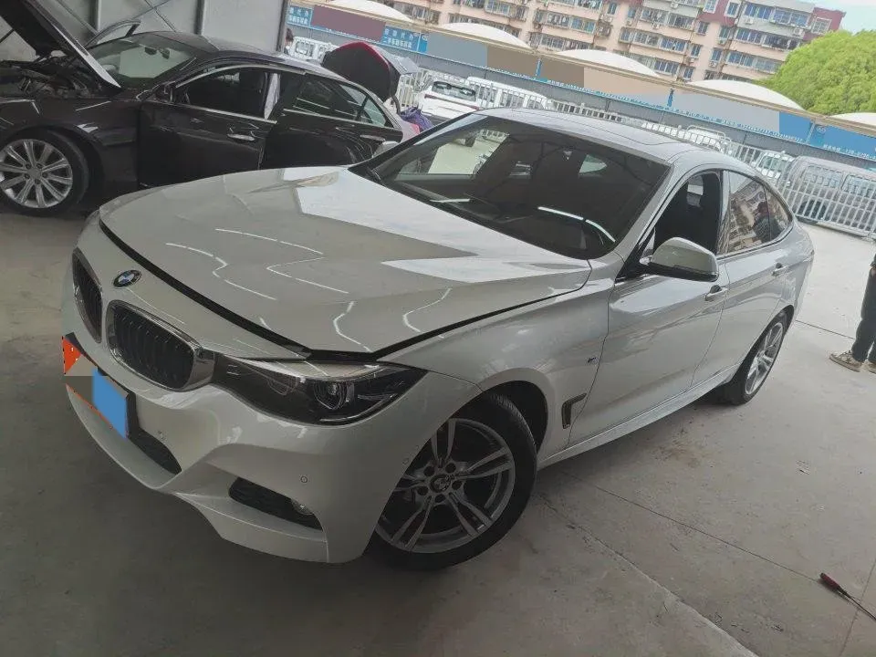 2019 BMW 3 Series GT 2.0T 184HP L4 8AT,autocango,china used car exporter,china ev exporter,chinese used car exporter,chinese used ev exporter