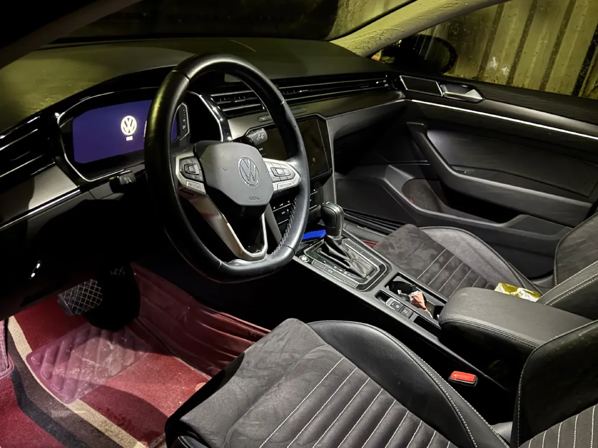 2020 Volkswagen Magotan 2.0T 186HP L4 7DCT,autocango,china used car exporter,china ev exporter,chinese used car exporter,chinese used ev exporter