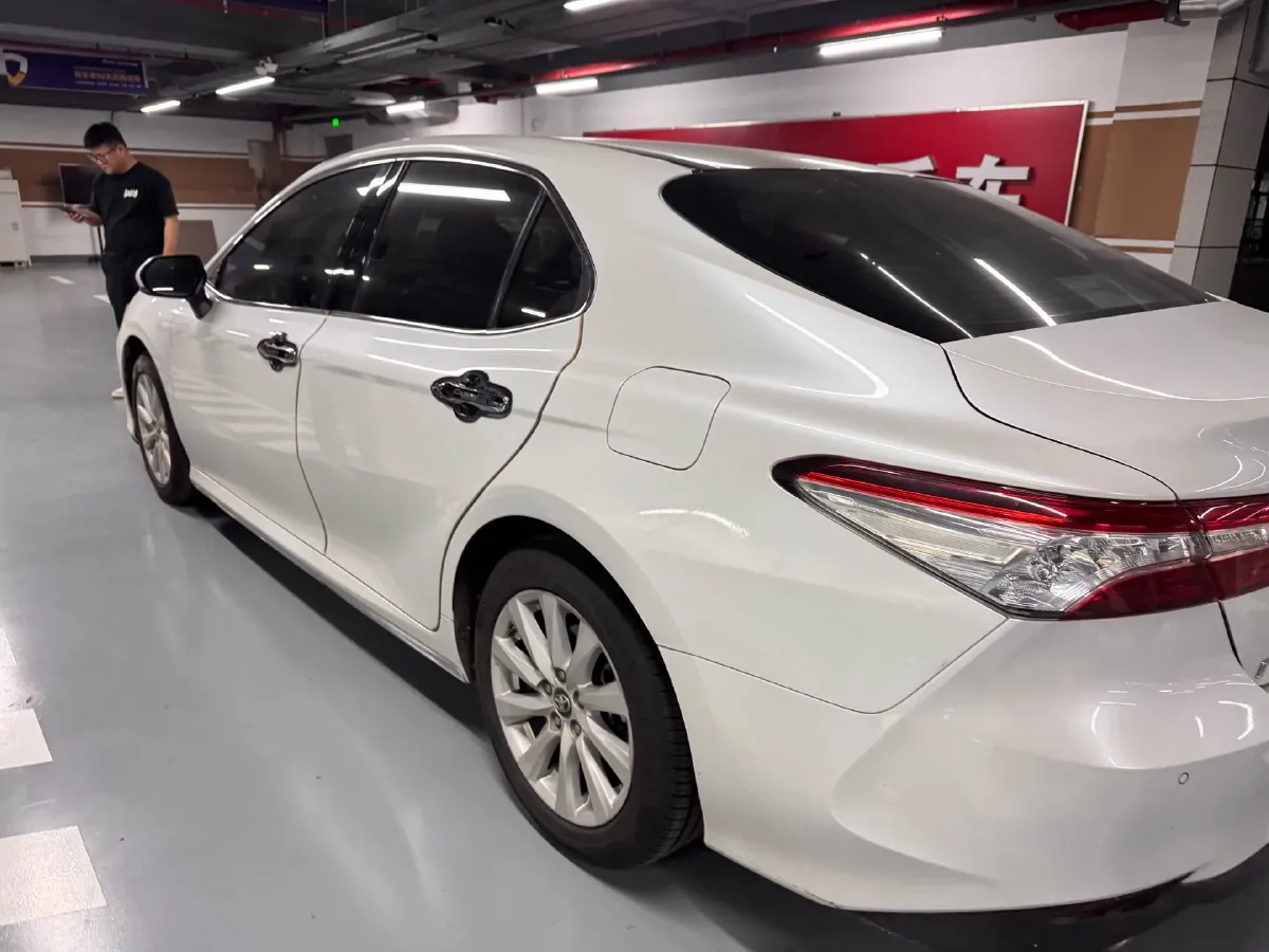2019 Toyota Camry 2.0L 178HP L4 CVT,autocango,china used car exporter,china ev exporter,chinese used car exporter,chinese used ev exporter