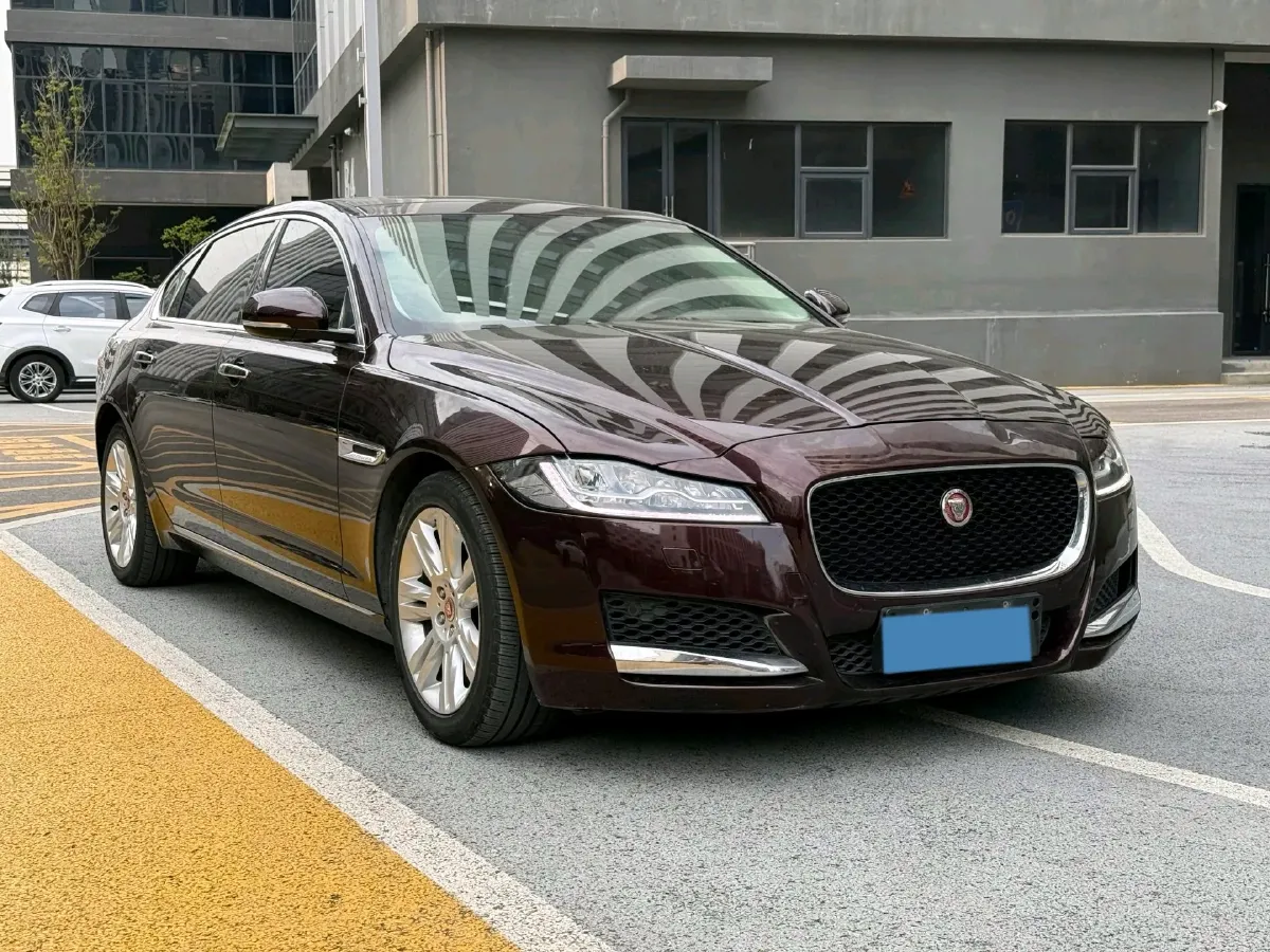 2018 Mercedes-Benz E Class 2.0T 184HP L4 9AT,autocango,china used car exporter,china ev exporter,chinese used car exporter,chinese used ev exporter