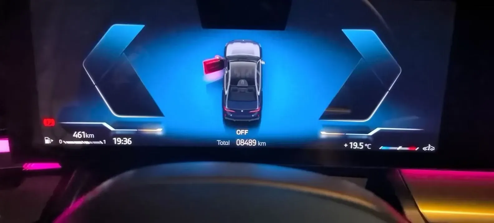 2025 BMW 5 Series 2.0T 258HP L4 8AT,autocango,china used car exporter,china ev exporter,chinese used car exporter,chinese used ev exporter