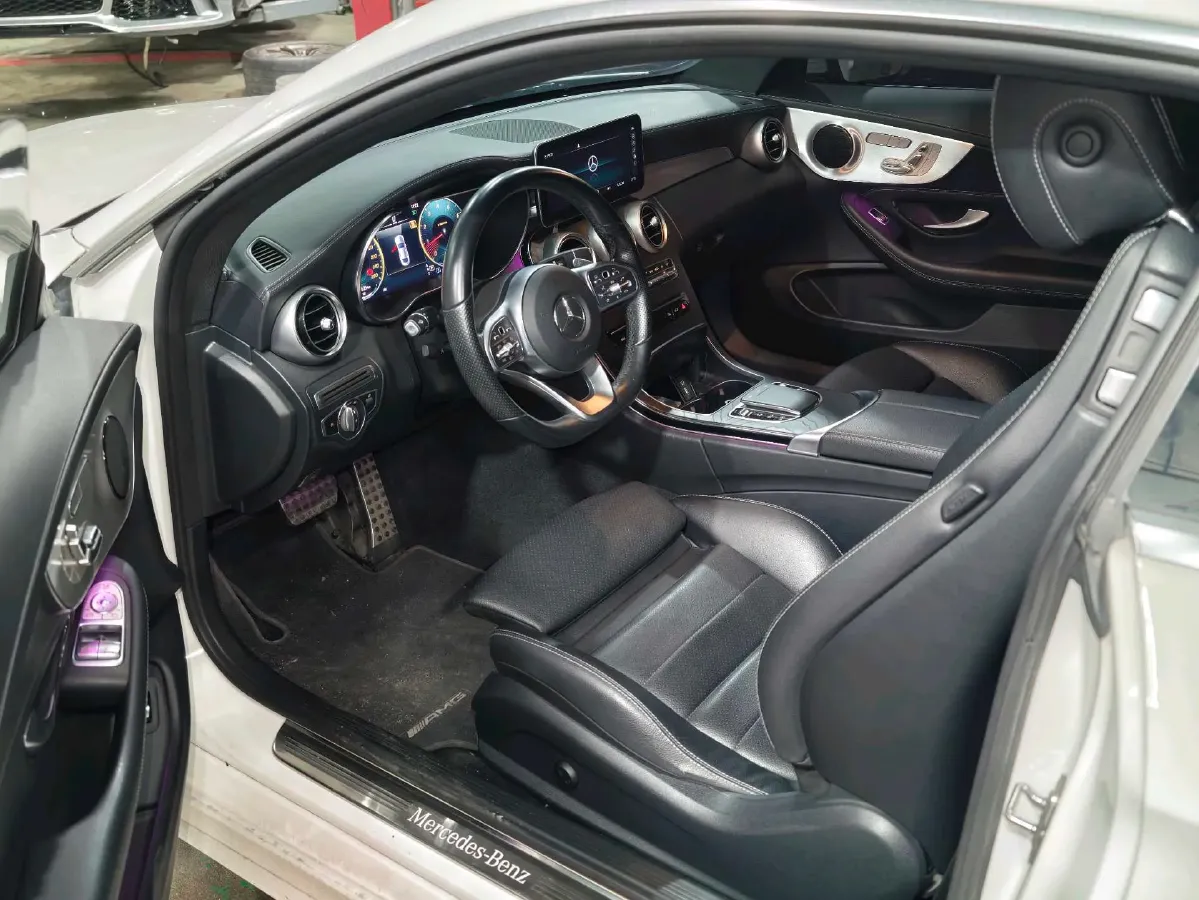 2021 Mercedes-Benz C Class 1.5T 184HP L4 9AT,autocango,china used car exporter,china ev exporter,chinese used car exporter,chinese used ev exporter