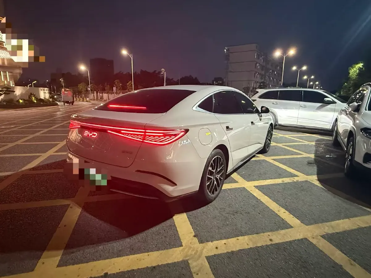 2025 BYD Seal07 DM-i 1.5L 101HP L4 E-CVT PHEV 17.6KWH,autocango,china used car exporter,china ev exporter,chinese used car exporter,chinese used ev exporter