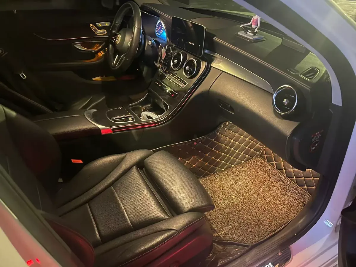 2019 Mercedes-Benz C Class 1.5T 184HP L4 9AT,autocango,china used car exporter,china ev exporter,chinese used car exporter,chinese used ev exporter